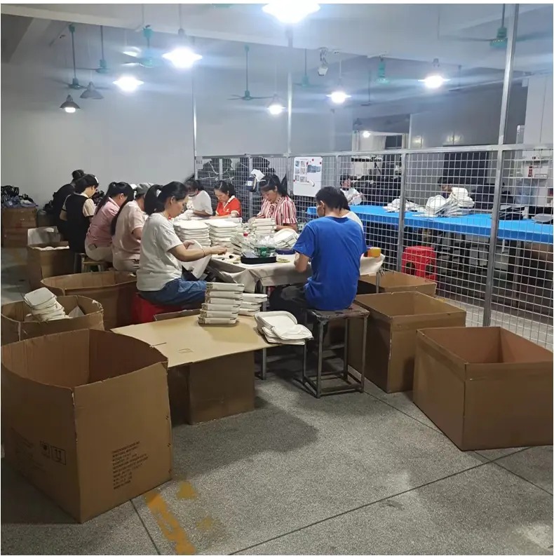 Bag finishing and packing workshop