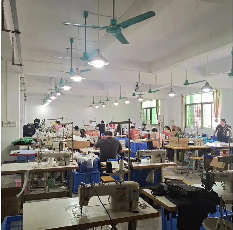 Changrong bag sewing workshop